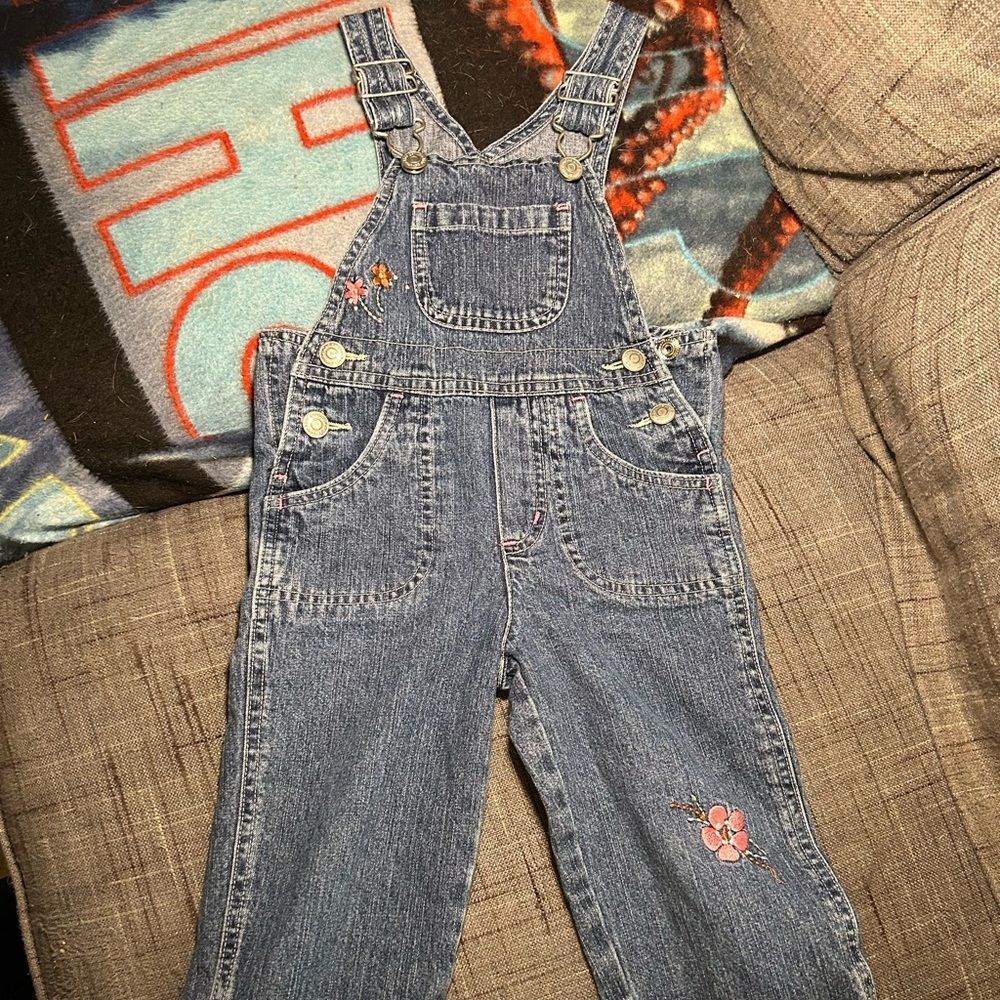 OshKosh Genuine Kids Girls Denim Overalls Size 2T Floral Embroidered